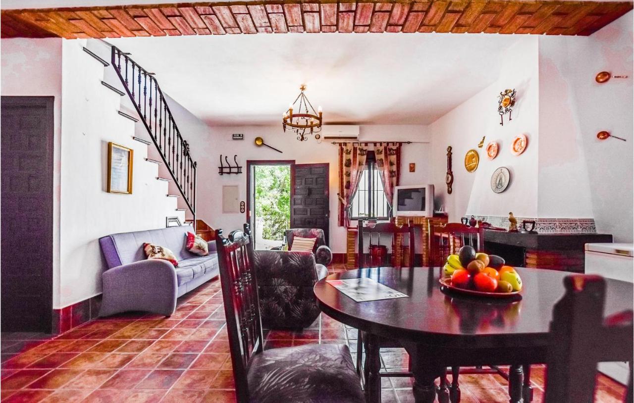 3 Bedroom Awesome Home In Rute Exterior foto