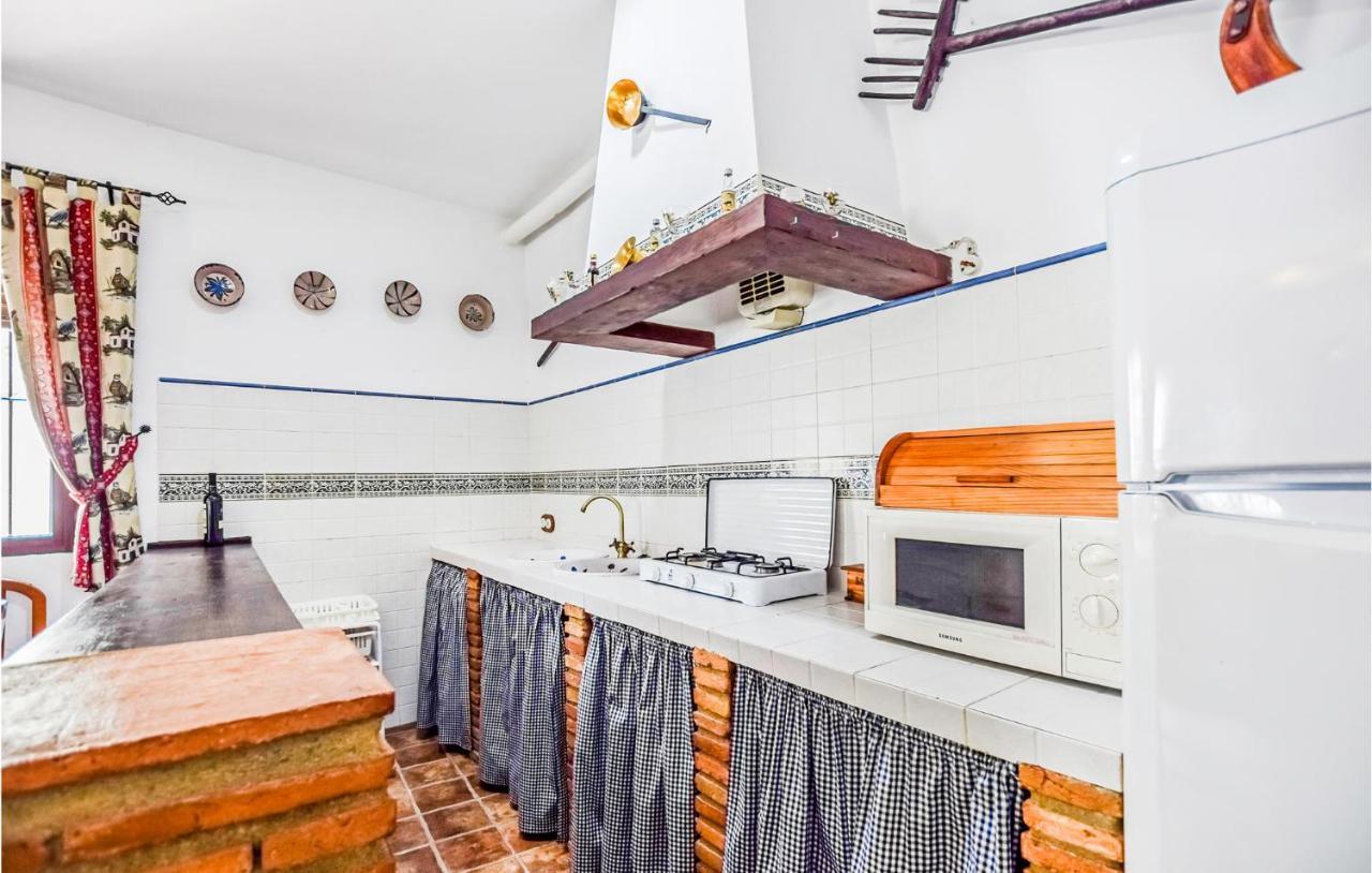 3 Bedroom Awesome Home In Rute Exterior foto